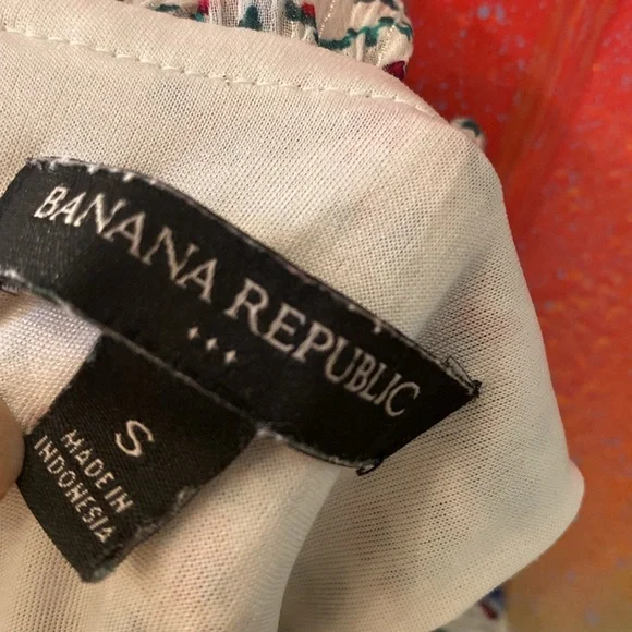 Banana Republic Floral Ruffle Top - Picture 12 of 12